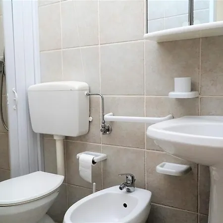 Corte San Vincenzo Apartment *