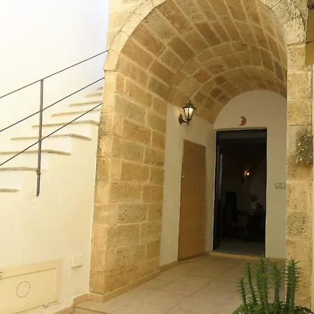 Corte San Vincenzo Apartment